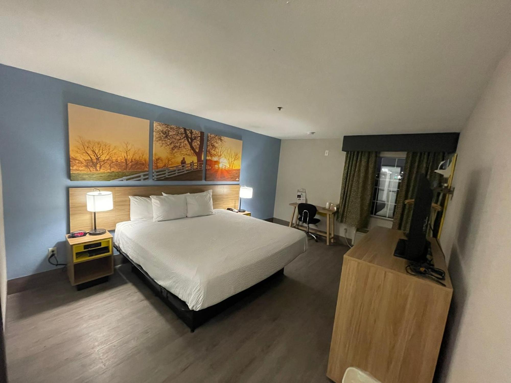 Days Inn By Wyndham Shawnee Exteriér fotografie